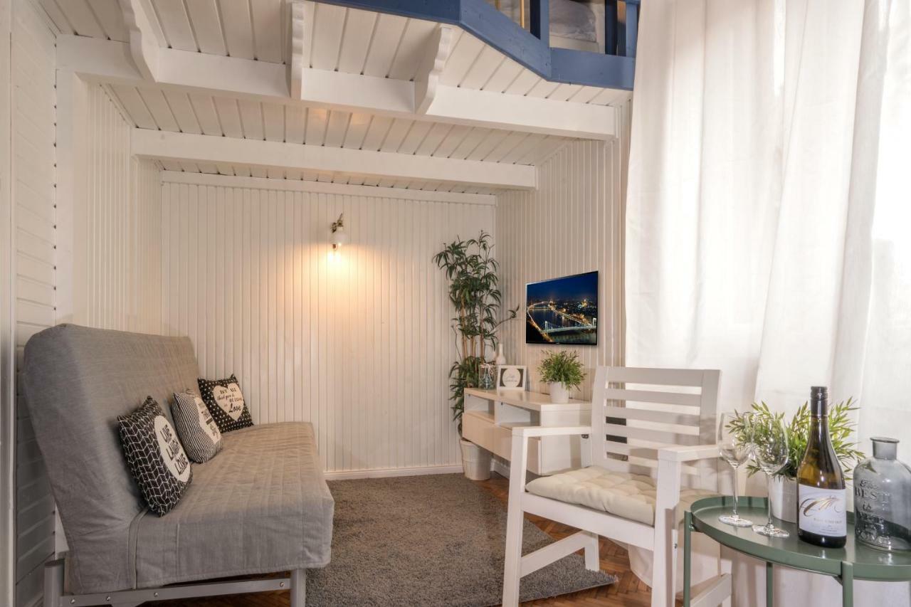 Danube Studio Apartment บูดาเปสต์ ภายนอก รูปภาพ